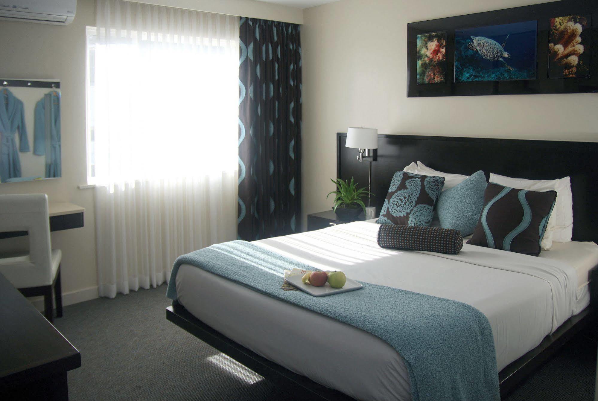 אבלון Aurora Hotel מראה חיצוני תמונה